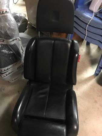 Ferrari Testarossa Black Leather Seats