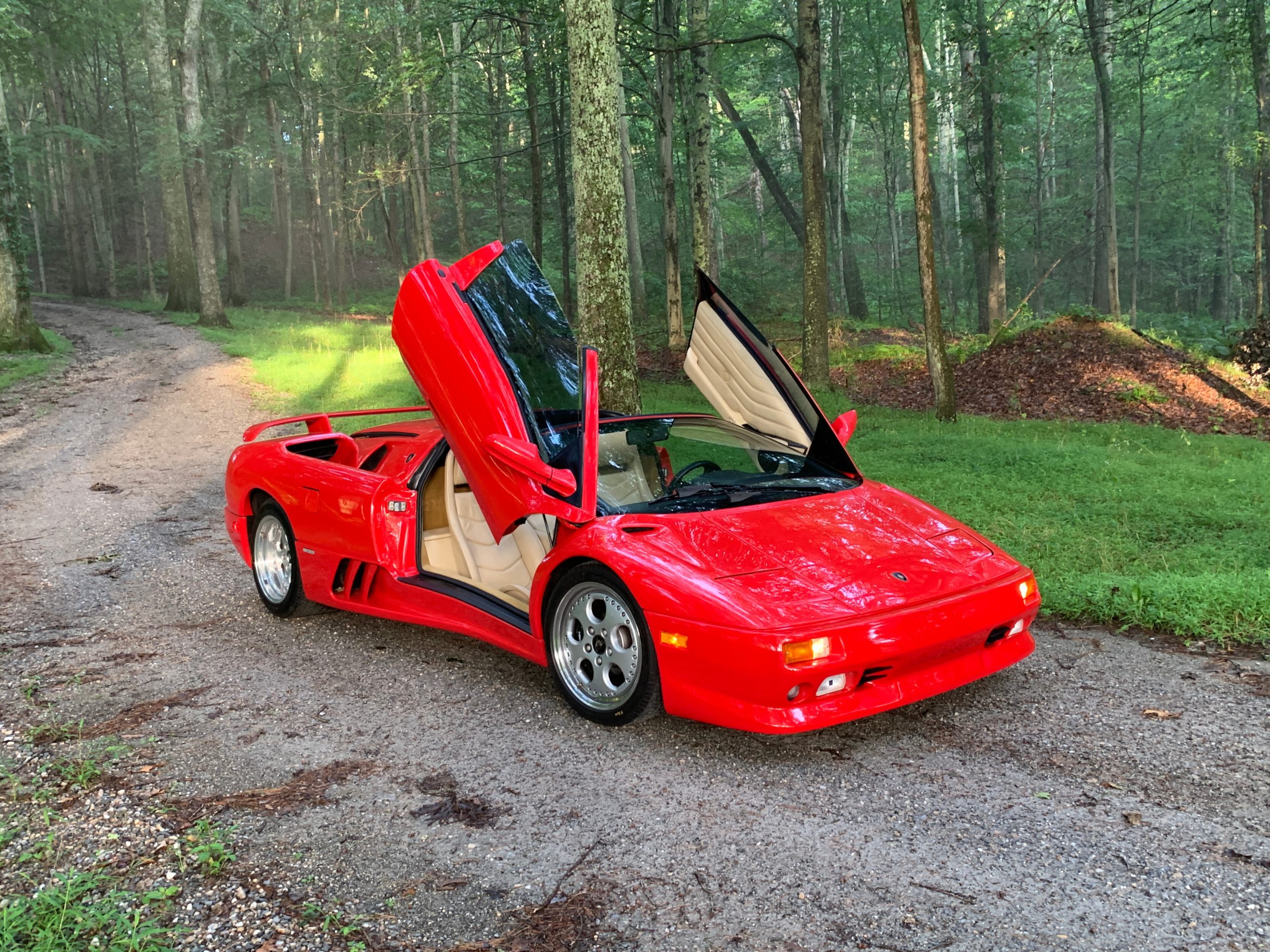 1997 Lamborghini Diablo VT Roadster – 11k-kilometers